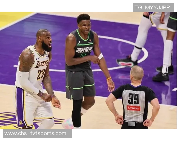 NBA季后赛湖人对决强敌展现王者风范全力争夺总冠军荣耀